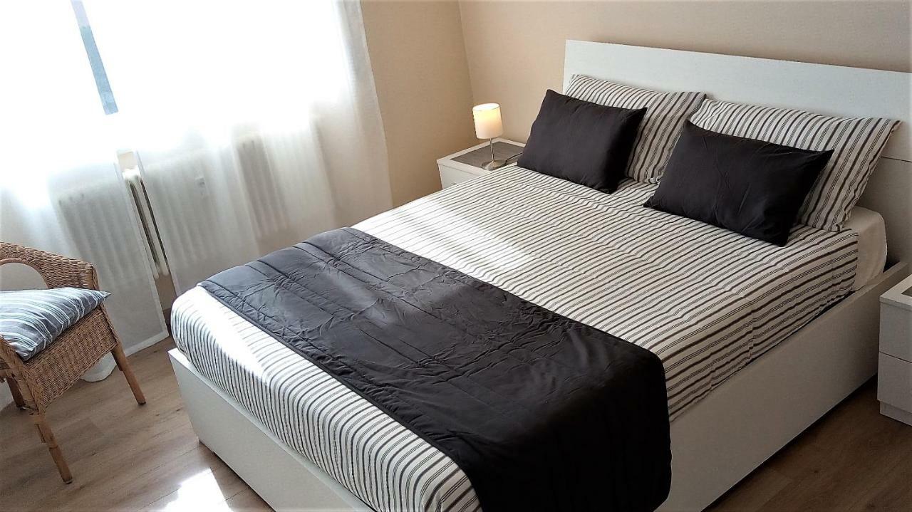Lovely, Charming And Quiet Apartment In The Centre Air Conditioned And Free Private Garage كومو المظهر الخارجي الصورة